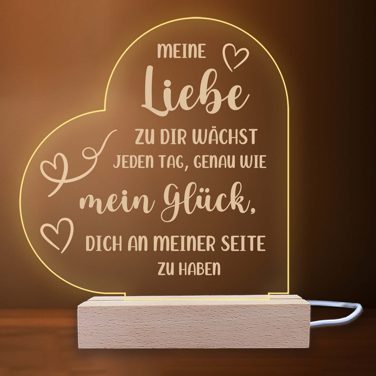 INDIGOS UG - LED Nachttischlampe - Herz links - Spruch 1 - Liebe, Familie, Mama, Papa - Herz mit Spruch - Nachtlicht - 3D-LED-Lampe  - Geschenk, Geburtstag, Weihnachten, Muttertag, Vatertag